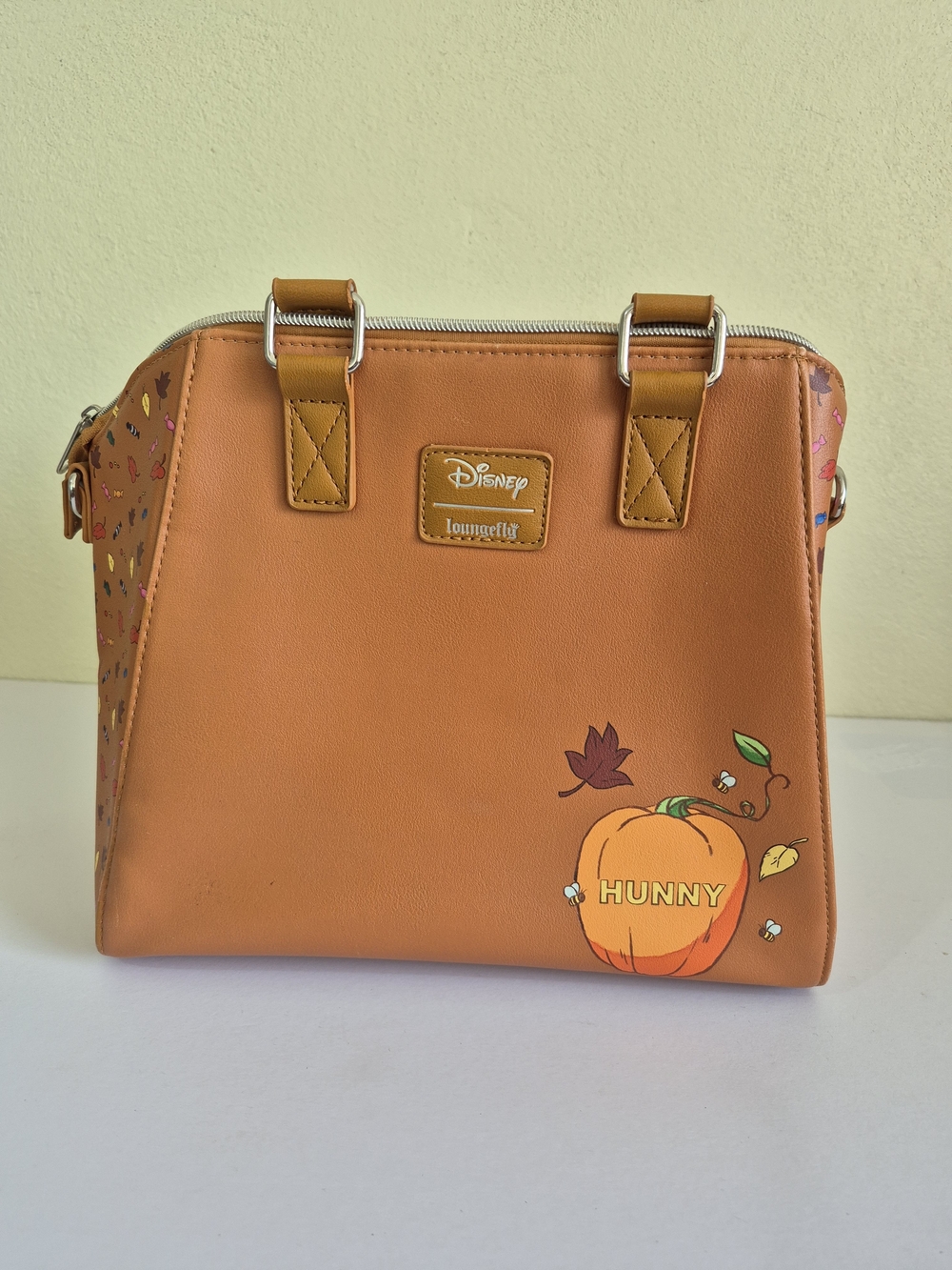 Loungefly Tan Winnie the Pooh Halloween Crossbody Satchel - Picture 4 of 7